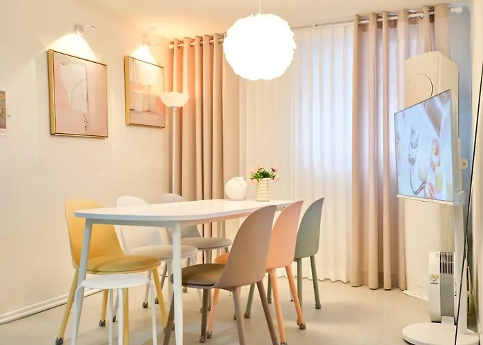 Young #3 # 5 Beds # Line 2 Line 5 Yeongdeungpo-gu Office Station #hongdae # Yeouido Seoel