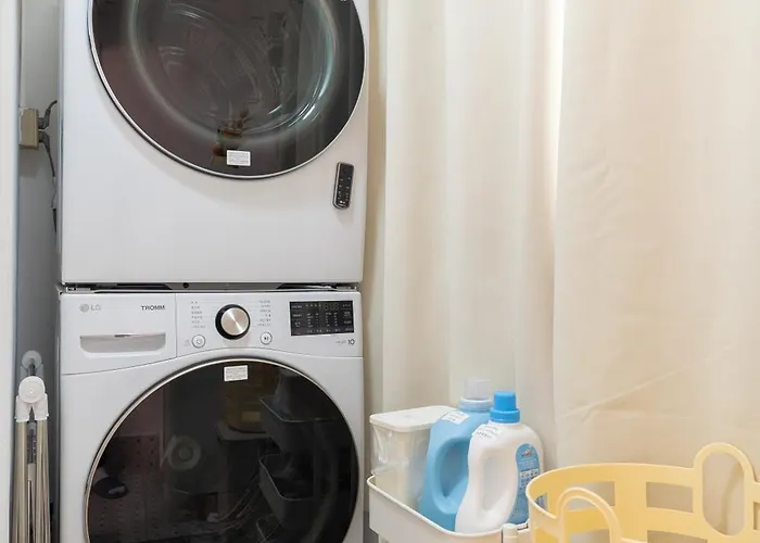 Young #3 # 5 Beds # Line 2 Line 5 Yeongdeungpo-gu Office Station #hongdae # Yeouido Appartement