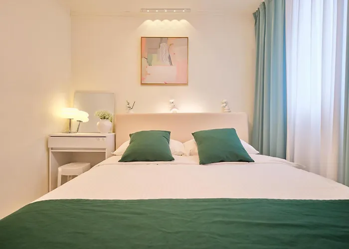 Young #3 # 5 Beds # Line 2 Line 5 Yeongdeungpo-gu Office Station #hongdae # Yeouido Appartement